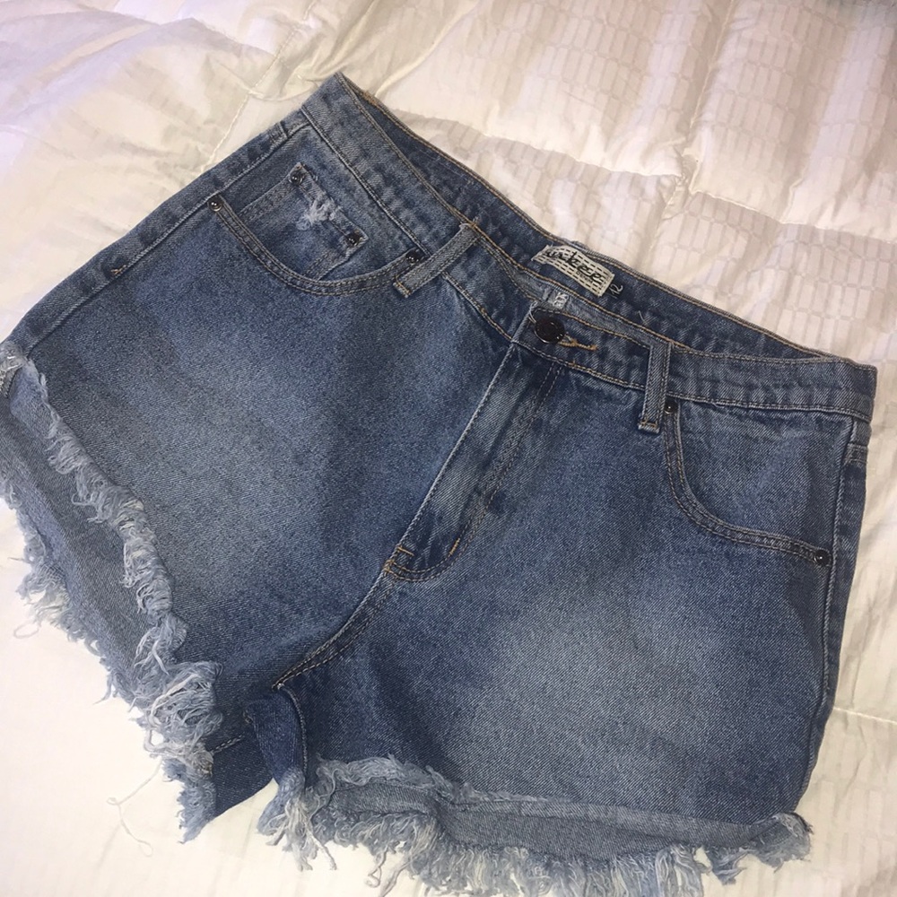 High waisted cut off denim shorts
